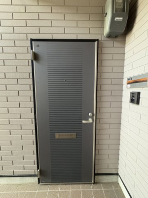 【玄関】 | メゾンロイヤル