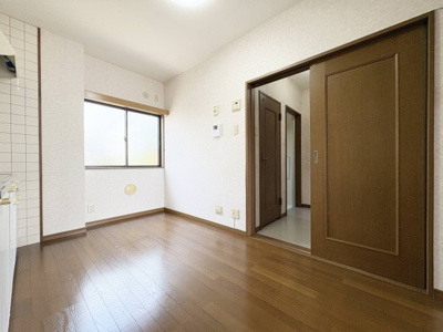 【居間・リビング】 | メゾンロイヤル