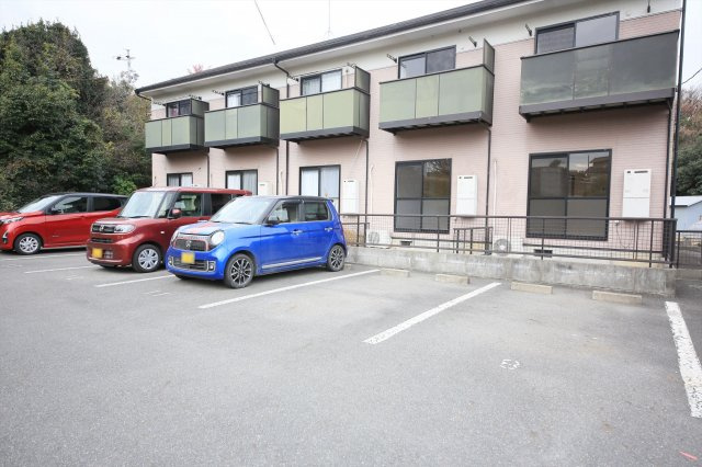 DUPLEX伊藤の駐車場