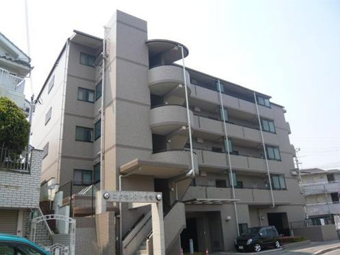 エクセレント今寺の外観