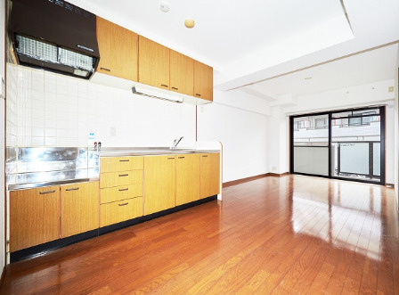 エクセレント今寺の居間・リビング