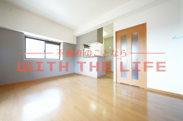 ソフィアガーデン小森野【キャッシュバック対象物件】の洋室|明るい洋室です