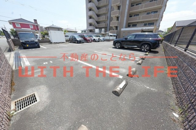 ソフィアガーデン小森野【キャッシュバック対象物件】の駐車場|駐車場があります