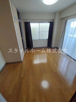 【洋室】 | エコール松山