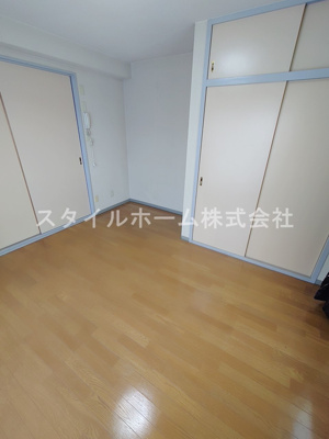 【洋室】 | エコール松山