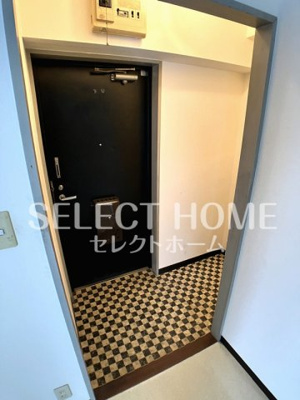 【玄関】 | 岩津マンション | ゆったりとした玄関です