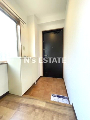 【玄関】 | ロイヤルコートナグラ