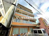 ロイヤルコートナグラの画像