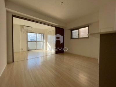 【居間・リビング】 | ルボワ天満橋 | 同マンションの参考写真になります。