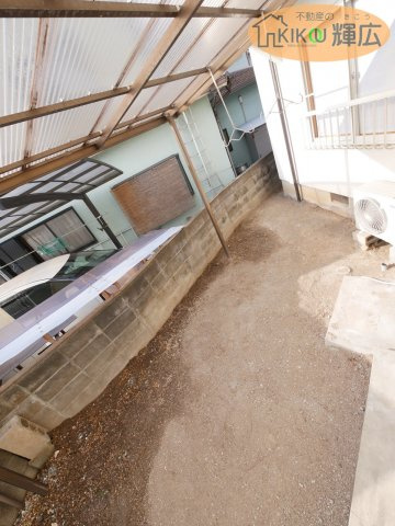 加古郡稲美町国安　中古戸建のバルコニー|1Fサンルームです。