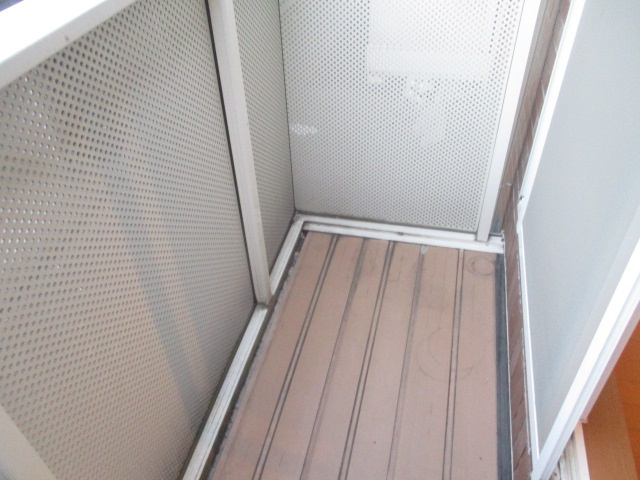 【バルコニー】