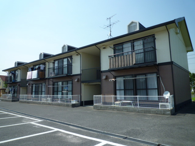 倉敷市老松町１丁目のアパートの外観