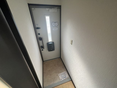 【玄関】 | メゾンクレスト