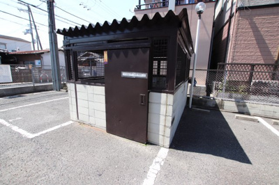 【その他共用部分】 | メゾンロゼ | 敷地内ゴミ捨場