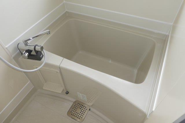 中山コーポ１の浴室