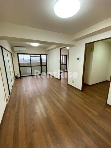 クオーレ佐千原の居間・リビング