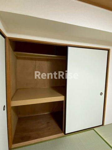 クオーレ佐千原の収納