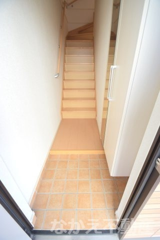 【玄関】 | 明るい玄関です