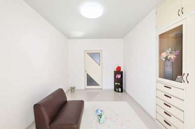 【内装】 | ヤングハイツ | 明るい室内です