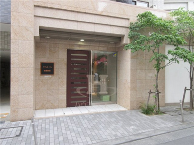 【エントランス】 | ラフィネジュ板橋駅前 | エントランスです