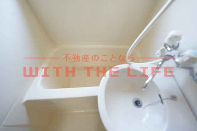 大手町ビル【キャッシュバック対象】の浴室|日々の疲れを癒すお風呂付です