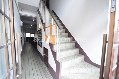 【ロビー】 | ニッコーハイツ | 毎日通るロビーはこのようになっています