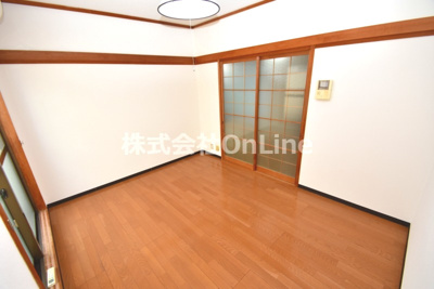 【居間・リビング】 | ニッコーハイツ | ゆったり過ごせるリビングです