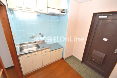 【キッチン】 | ニッコーハイツ | コンパクトなキッチンで掃除もラクラク