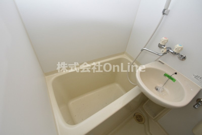 【浴室】 | ニッコーハイツ | きれいなお風呂です