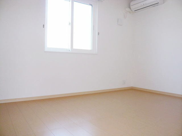 ブローテ　さくらＡの洋室