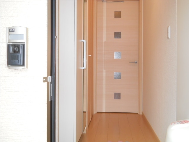 ブローテ　さくらＡの玄関