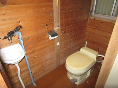 【トイレ】 | 佐久高原荒船別荘地 | 簡易水洗