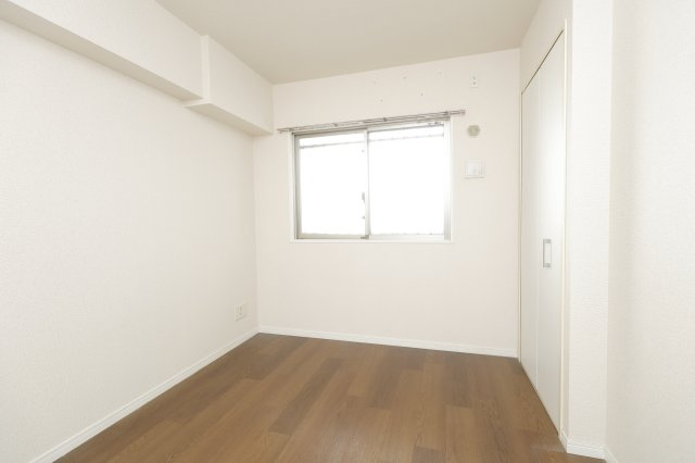 リーフコンフォート新小岩の玄関