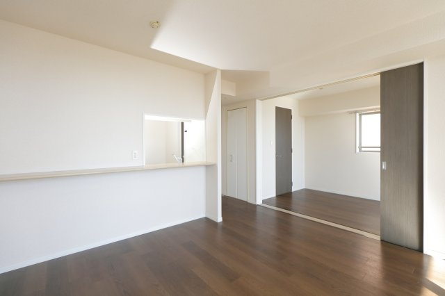 リーフコンフォート新小岩の洋室