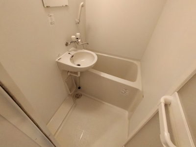  | ボンジュールムサシ