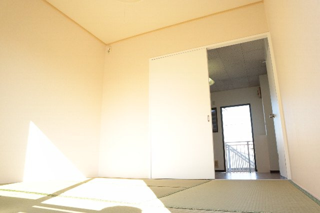 【和室】 | メゾン船橋 | 日本らしい落ち着いた雰囲気の和室です