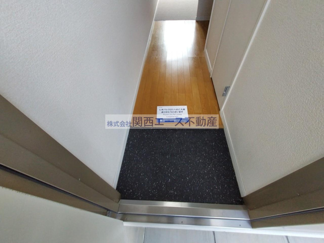 【玄関】 | レオパレスシュバリエ