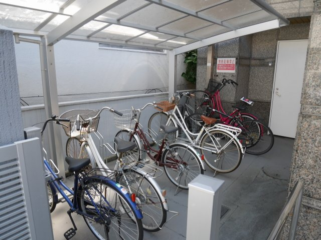 【その他共用部分】 | ビュークレスト大橋駅西口 | ビュークレスト大橋駅西口の駐輪場