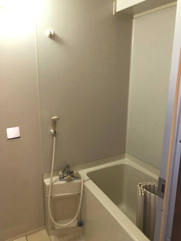 センチュリーコート紀ノ川の浴室