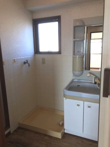 センチュリーコート紀ノ川の洗面所