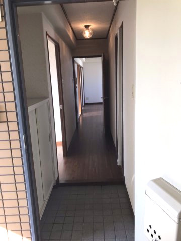 センチュリーコート紀ノ川の玄関