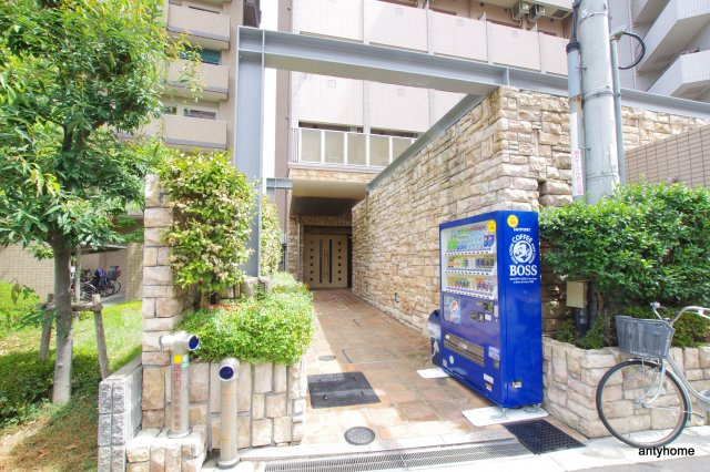 エステムコート梅田茶屋町デュアルスペース　仲介手数料無料のエントランス