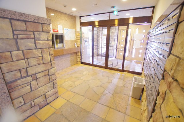 エステムコート梅田茶屋町デュアルスペース　仲介手数料無料のロビー