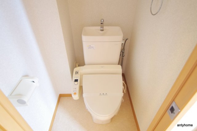 エステムコート梅田茶屋町デュアルスペース　仲介手数料無料のトイレ