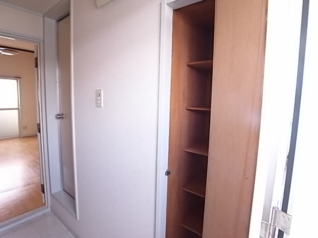 ヨーロピアン16Bの収納