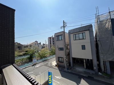 【展望】 | 千種区日岡町3丁目　全1棟＜仲介手数料無料＞田代小・城山中　新築一戸建て | 4/12撮影
すぐ隣には山崎川が流れており桜がきれいです。