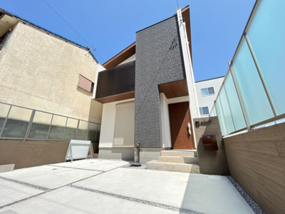 【外観】 | 千種区日岡町3丁目　全1棟＜仲介手数料無料＞田代小・城山中　新築一戸建て | シックなモノトーンカラーのお家です。