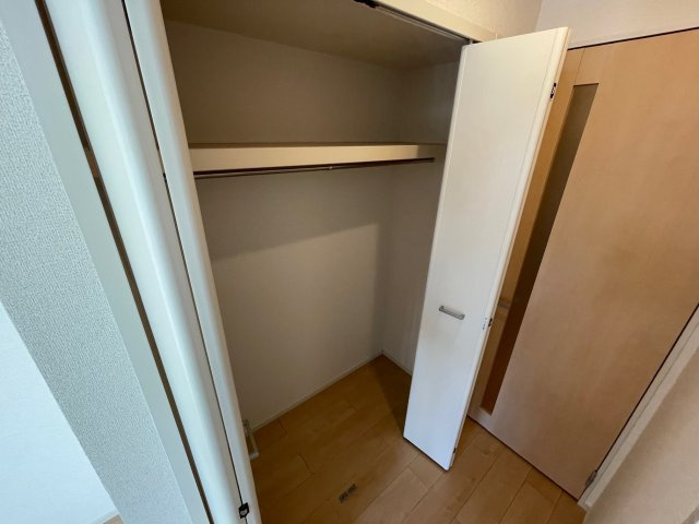 リーヌ並木Ⅰの収納|クローゼット