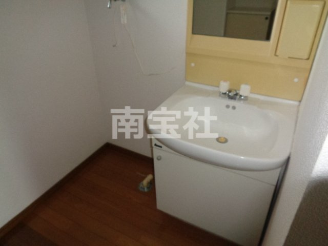 【洗面所】 | 洗面台・室内洗濯機置き場あります