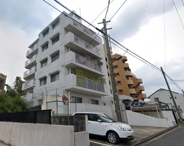 ライオンズマンション野間の外観